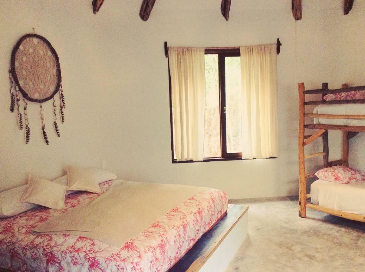 Bed and Breakfast Escarabajo Rojo Tulum Esterno foto